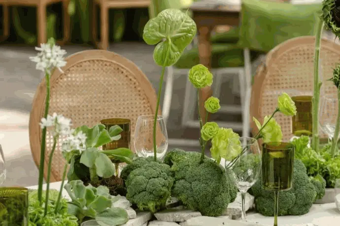 Un détail de la décoration de table imaginée pour le mariage d’Agathe et Lucas au Château Puech-Haut.